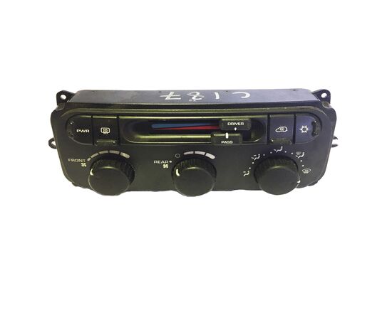 Панель управления AC Chrysler Town&County 2001-2007г купить в Автопартс Маркет