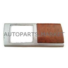 Накладка декоративная Chrysler Town&Country 2008-2010г купить в Автопартс Маркет