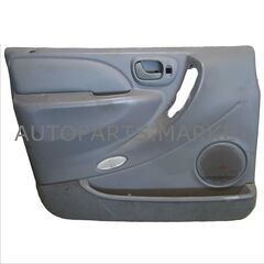 Обшивка двери передняя левая Chrysler Voyager купить в Автопартс Маркет