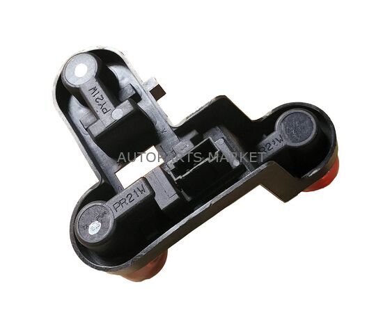 Цоколь лампы левой SAAB 9-3 2008-2011г, изображение 2 купить на Autoparts Market Цоколь лампы левой SAAB 9-3 2008-2011г, изображение 2 купить в Автопартс Маркет