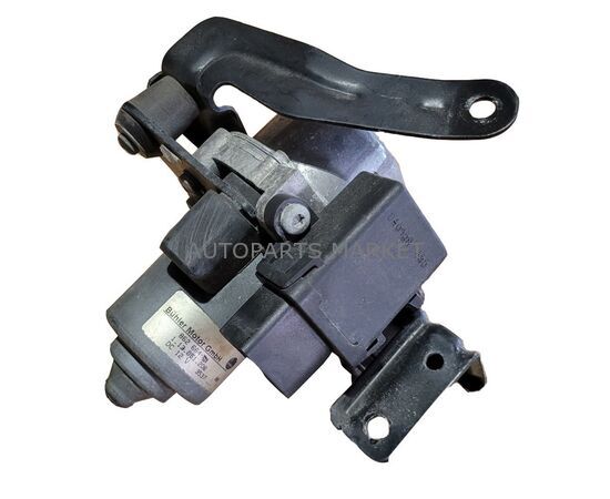 Вакуумный насос 2.8 L SAAB 9-3, изображение 2 купить в Автопартс Маркет